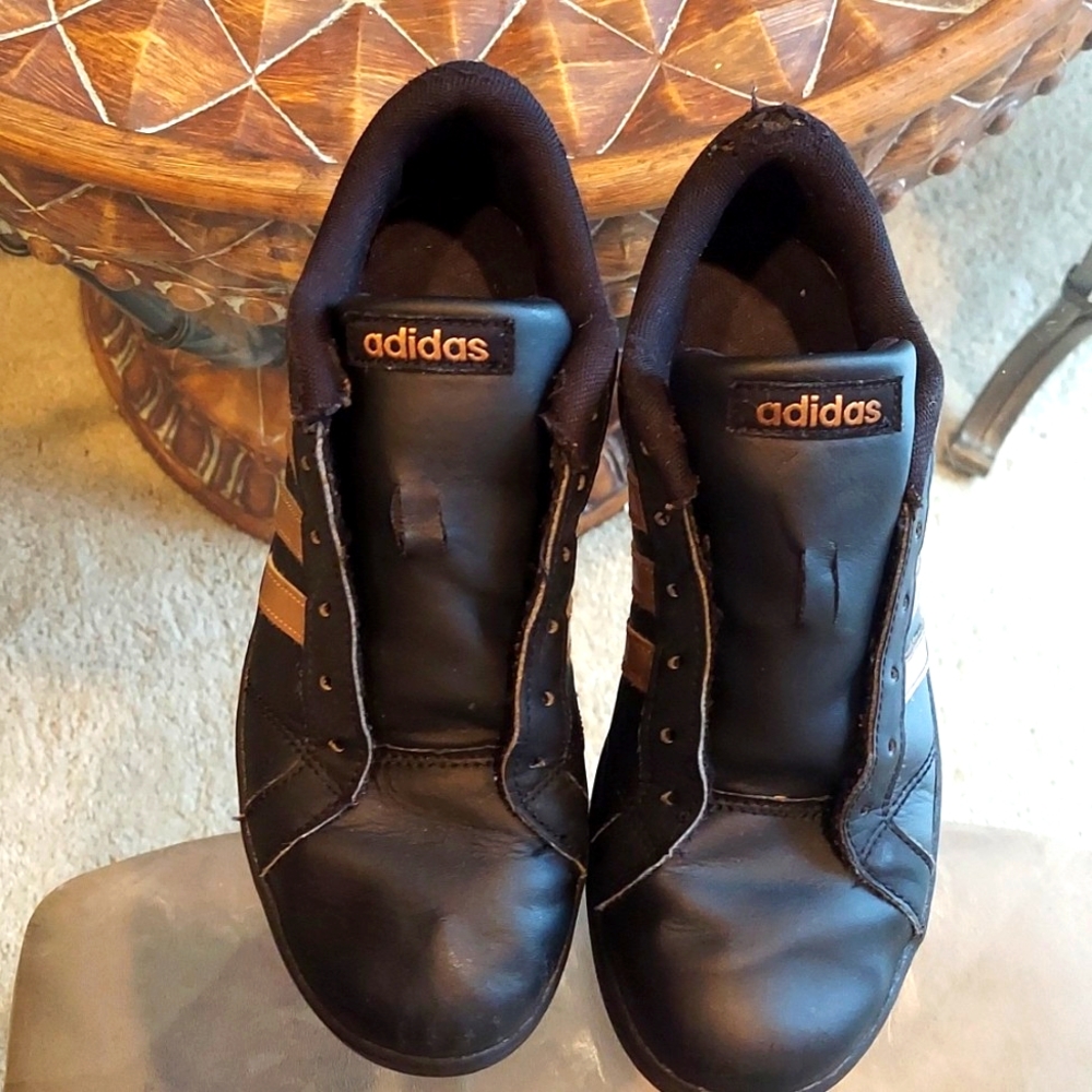 Kids Adidas Sneakers, Black, size 5.5